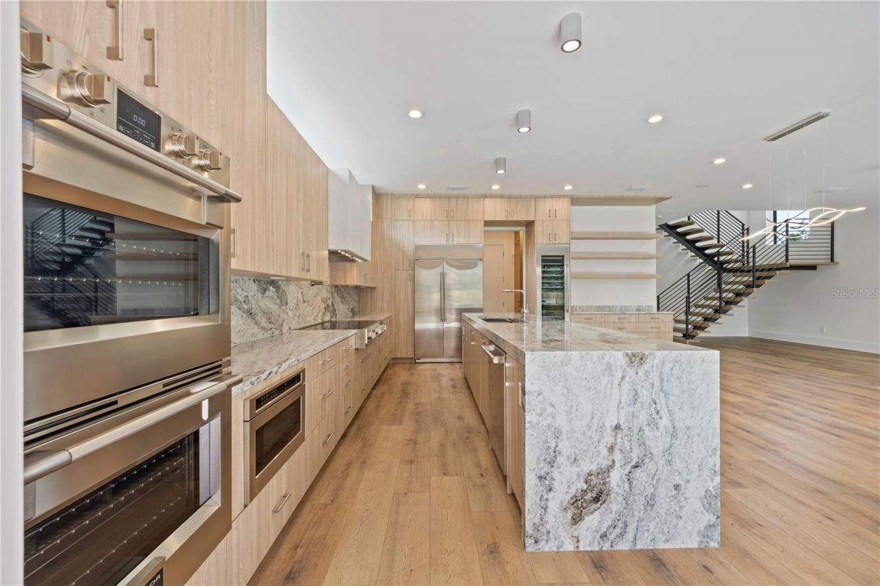 7821 3rd Avenue S, Saint Petersburg, FL 33707 Photo