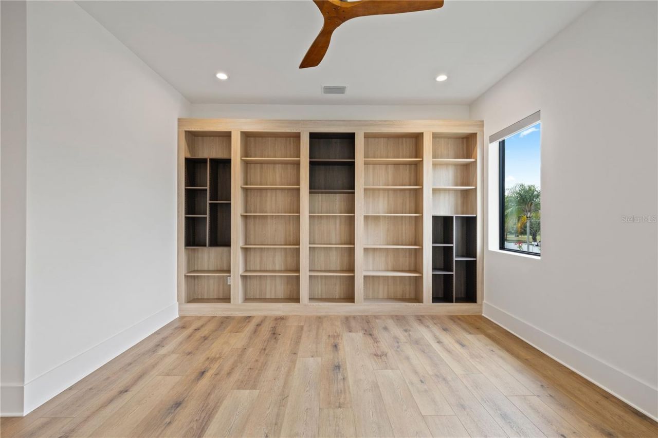 7821 3rd Avenue S, Saint Petersburg, FL 33707 Photo