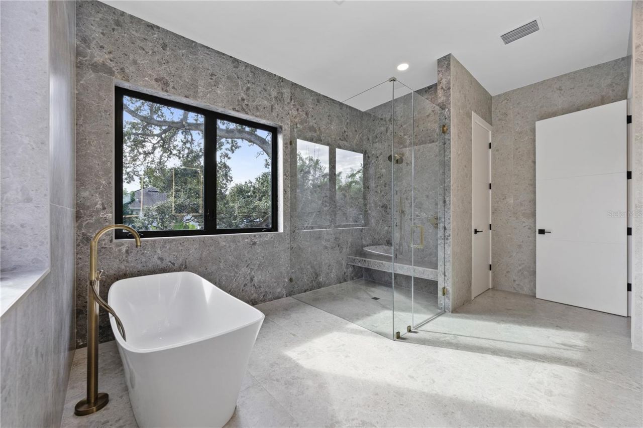 7821 3rd Avenue S, Saint Petersburg, FL 33707 Photo