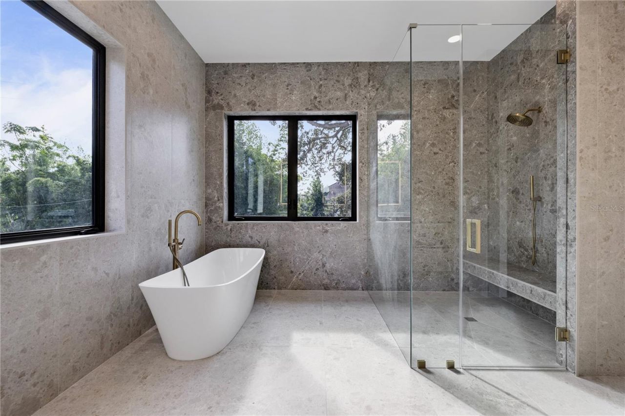 7821 3rd Avenue S, Saint Petersburg, FL 33707 Photo