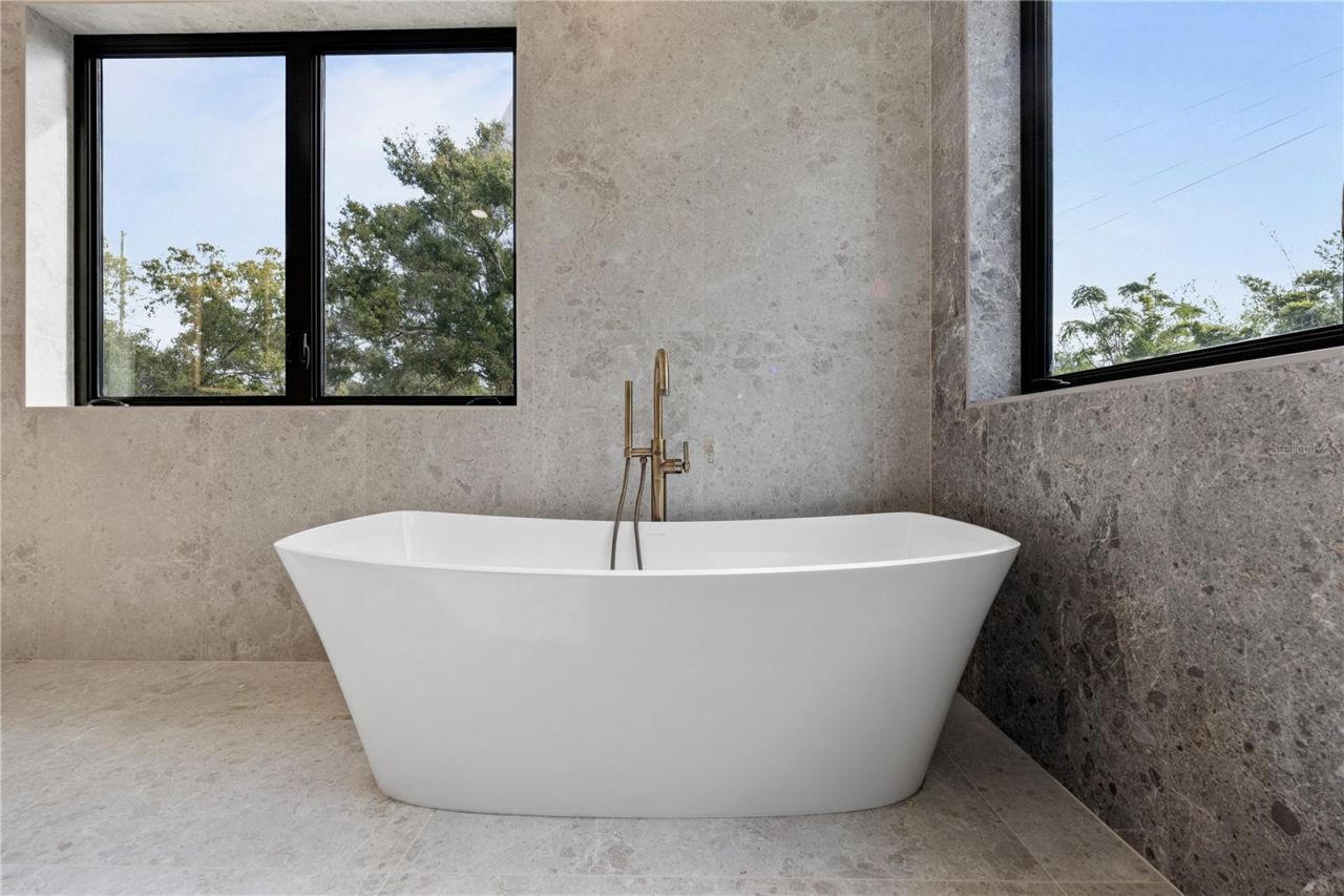 7821 3rd Avenue S, Saint Petersburg, FL 33707 Photo