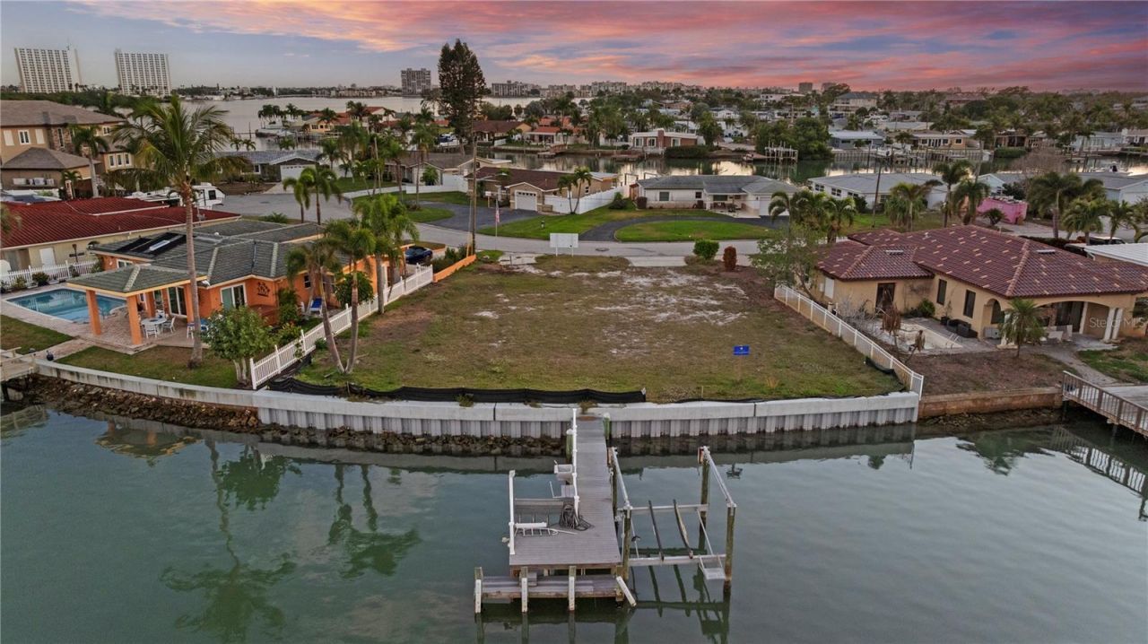 7821 3rd Avenue S, Saint Petersburg, FL 33707 Photo