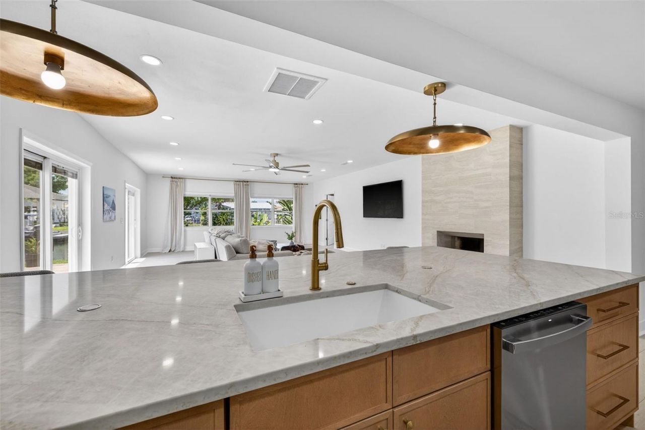 4100 13th Lane Ne, Saint Petersburg, FL 33703 Photo