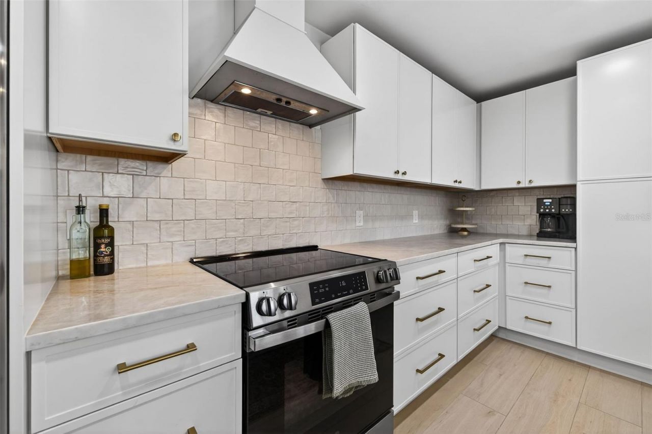 4100 13th Lane Ne, Saint Petersburg, FL 33703 Photo