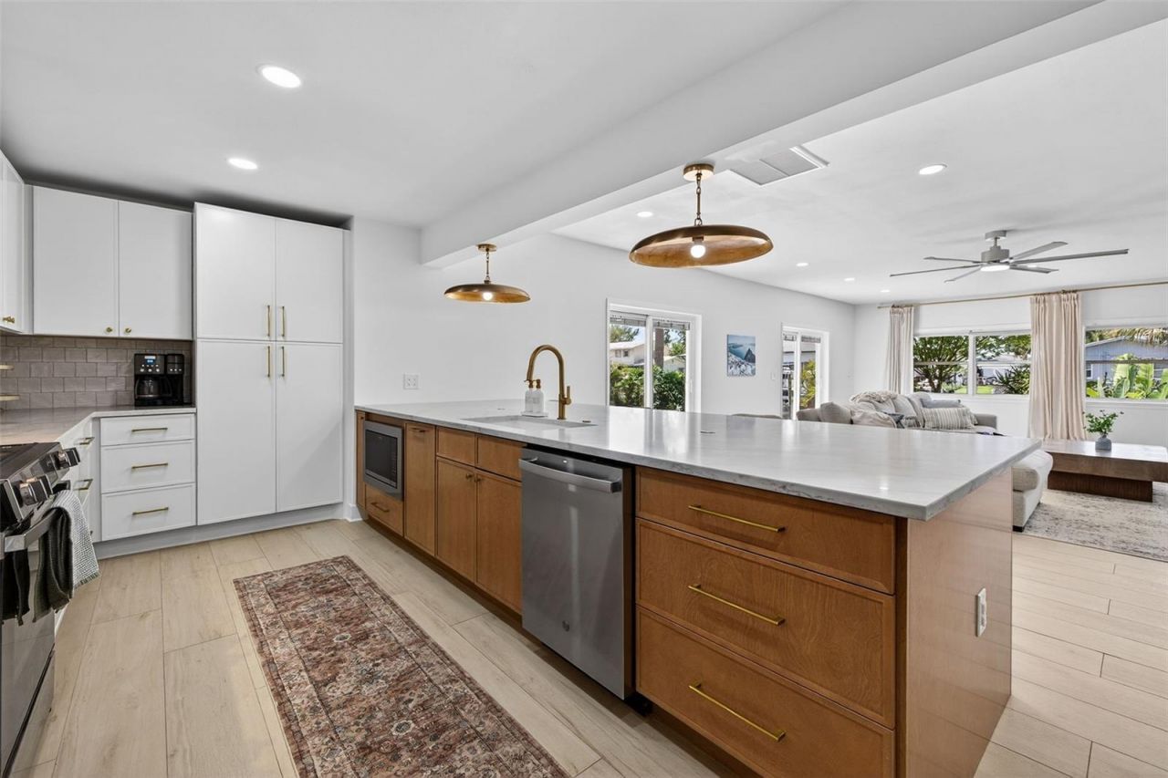 4100 13th Lane Ne, Saint Petersburg, FL 33703 Photo