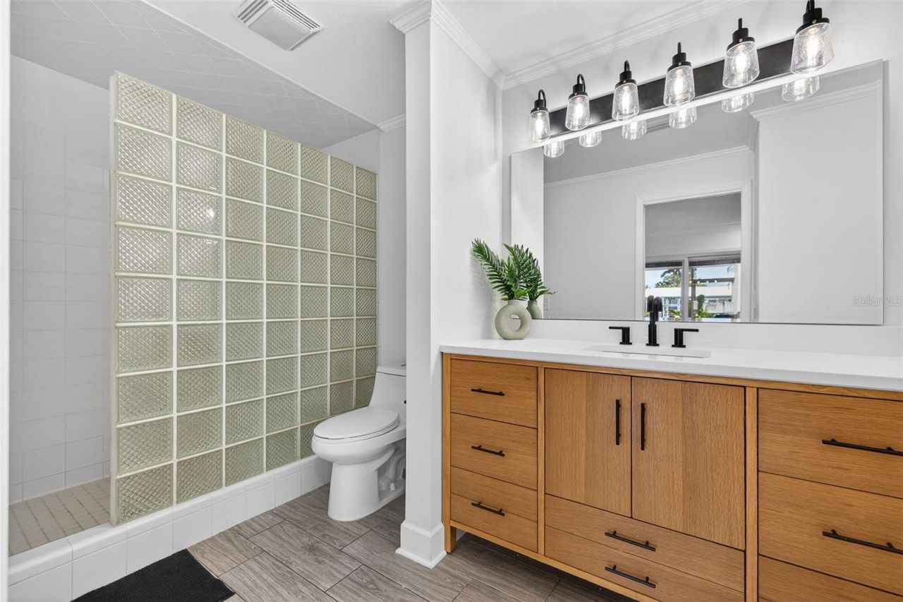 4100 13th Lane Ne, Saint Petersburg, FL 33703 Photo