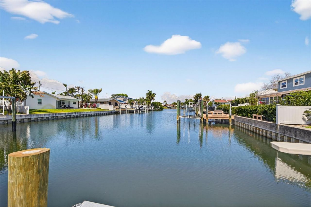 4100 13th Lane Ne, Saint Petersburg, FL 33703 Photo