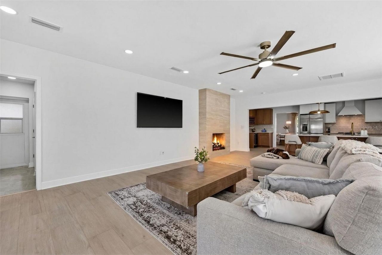 4100 13th Lane Ne, Saint Petersburg, FL 33703 Photo