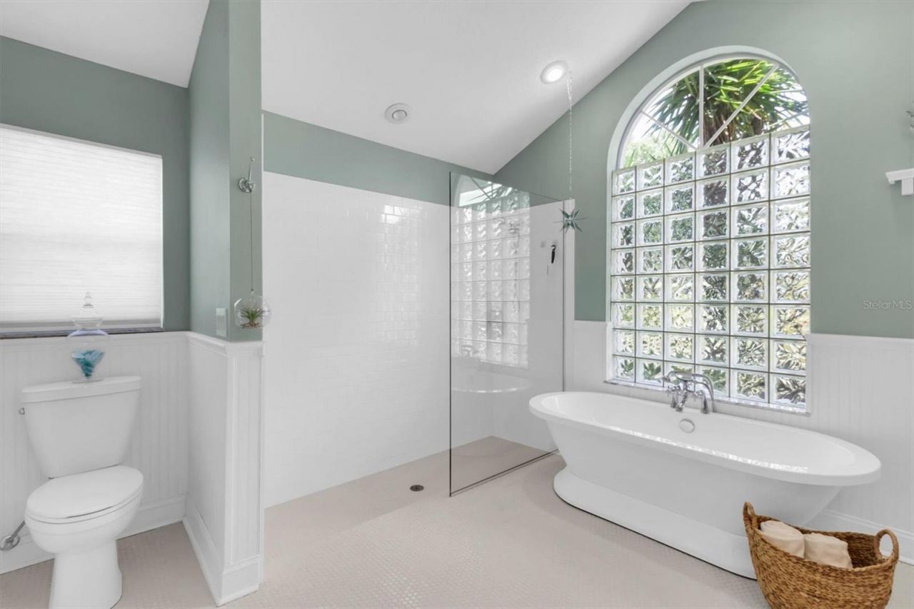 1806 Kinsmere Drive, Trinity, FL 34655 Photo