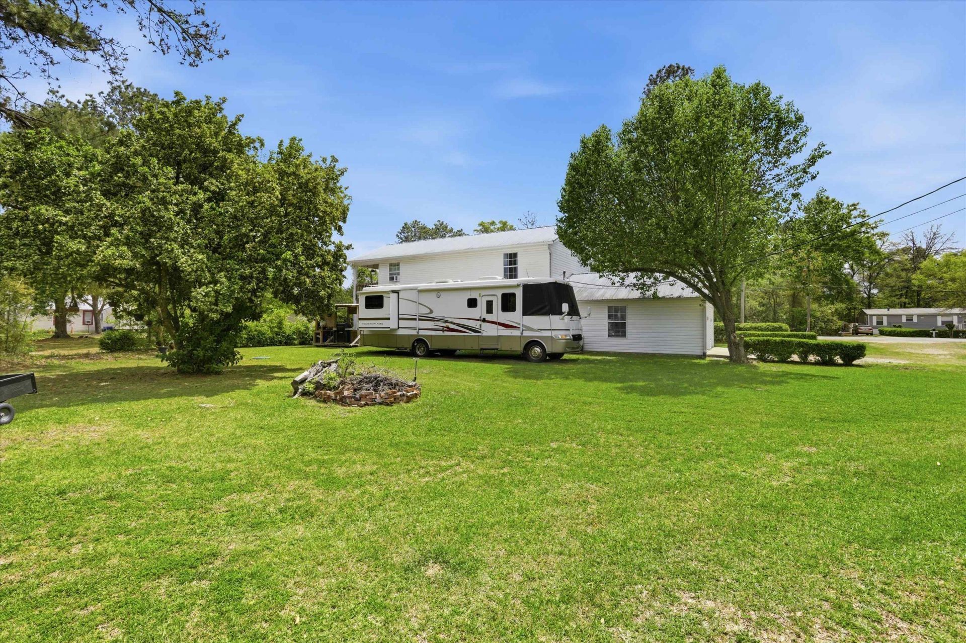 235 Hardaway Highway, Chattahoochee, FL 32324 Photo