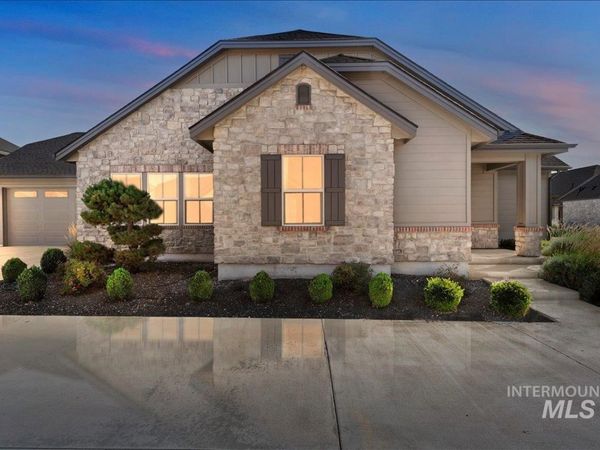 4132 E Silverking Ln, Meridian, ID 83642