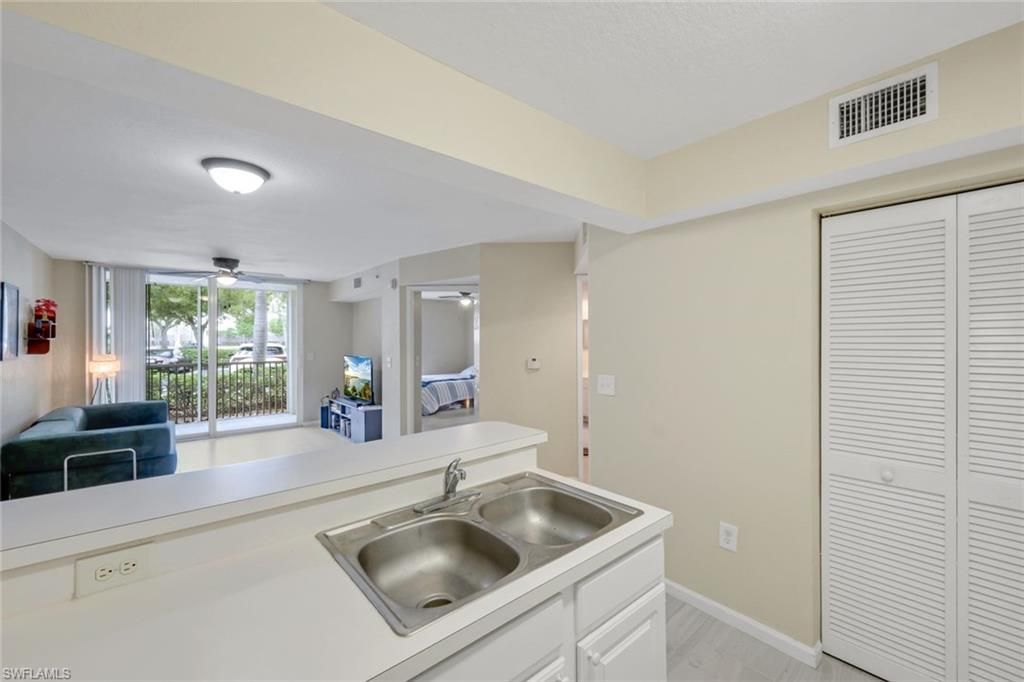 4105 Residence Dr , Unit 703, Fort Myers, FL 33901 Photo