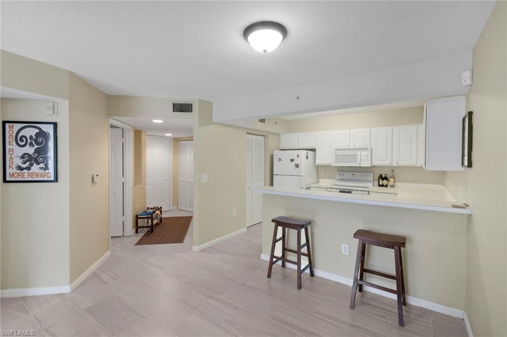 4105 Residence Dr , Unit 703, Fort Myers, FL 33901 Photo