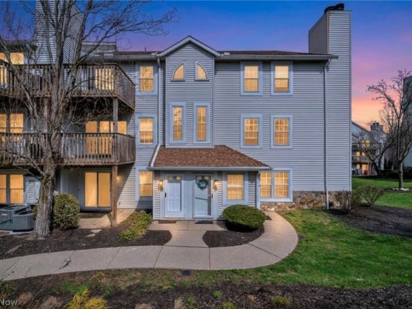 28300 Detroit Road , Unit D1, Westlake, OH 44145