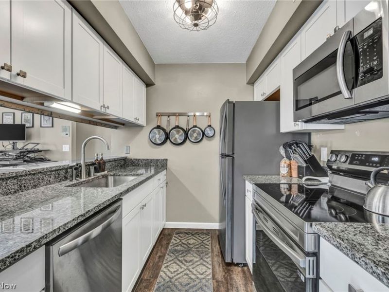 28300 Detroit Road , Unit D1, Westlake, OH 44145 Photo 15