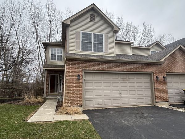 5713 Fieldstone Trail , McHenry, IL 60050