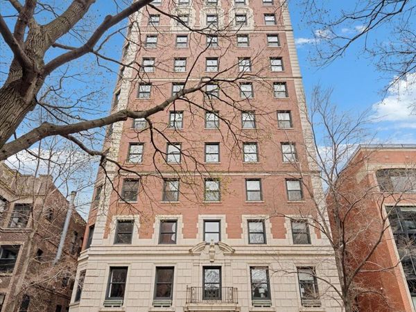 433 W Briar Place, Unit 6B, Chicago, IL 60657