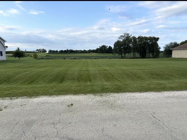 1400 WRIGHT Drive, Sandwich, IL 60548