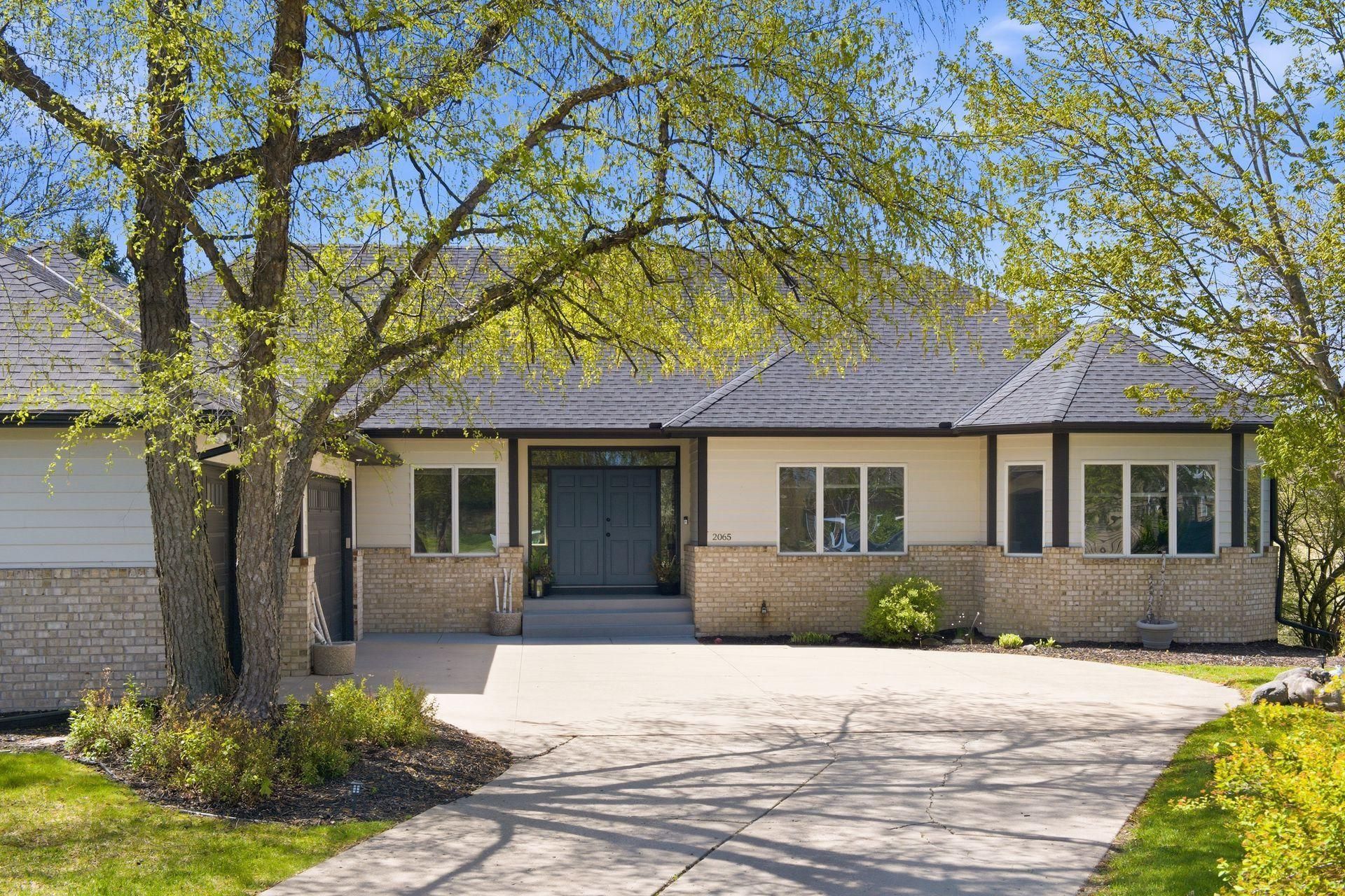 2065 Woodstone Court, Victoria, MN 55386