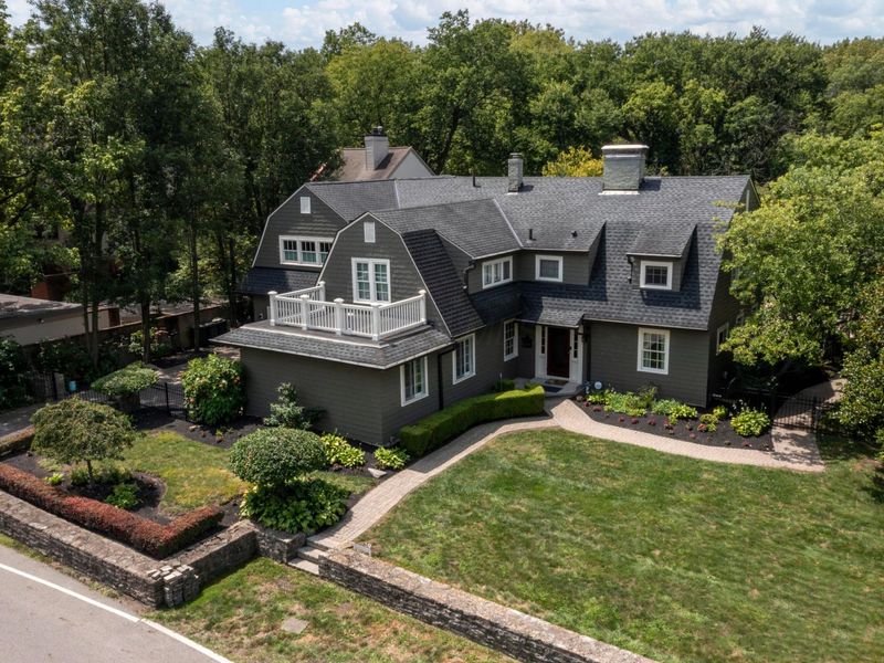 379 Westland Avenue, Columbus, OH 43209 Photo 1