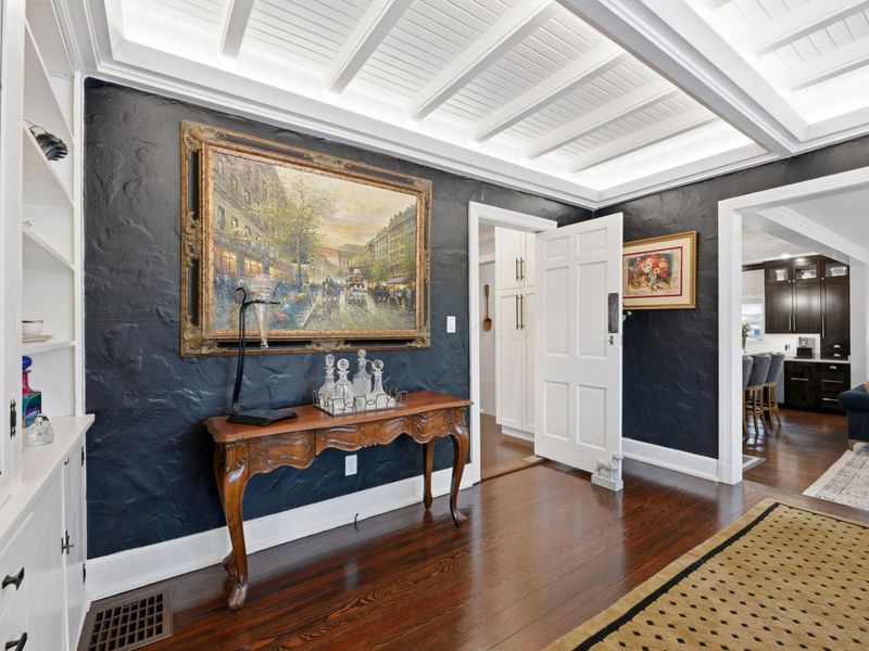 379 Westland Avenue, Columbus, OH 43209 Photo 14