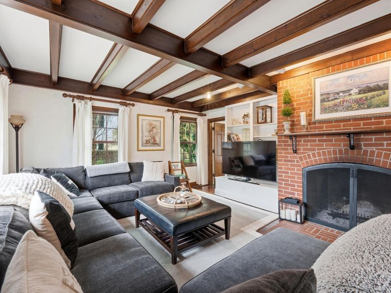 379 Westland Avenue, Columbus, OH 43209 Photo 9