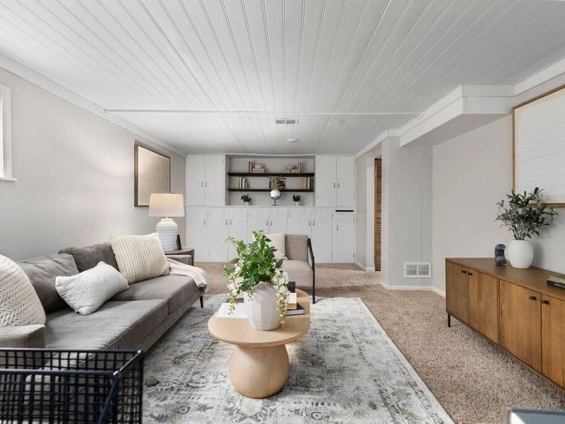 2680 Vassar Place , Columbus, OH 43221 Photo 38