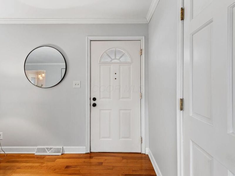 2680 Vassar Place , Columbus, OH 43221 Photo 6