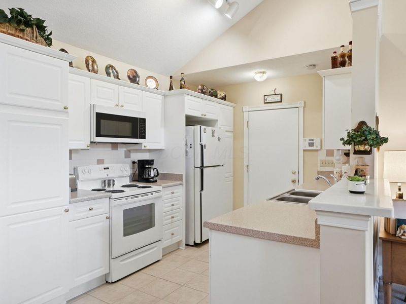 231 Ironclad Drive, Columbus, OH 43213 Photo 17