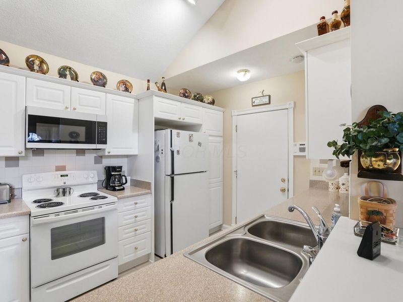 231 Ironclad Drive, Columbus, OH 43213 Photo 22