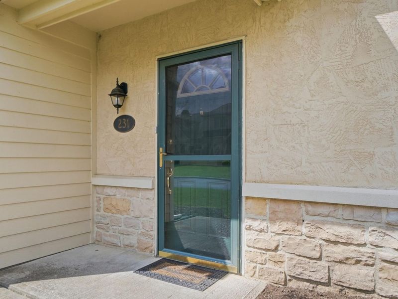 231 Ironclad Drive, Columbus, OH 43213 Photo 6