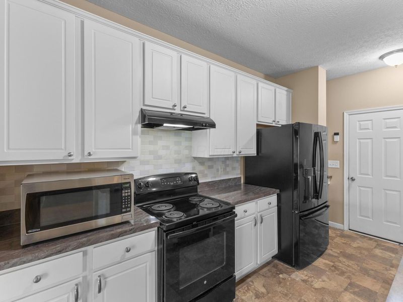 318 Kear Street, Lockbourne, OH 43137 Photo 14