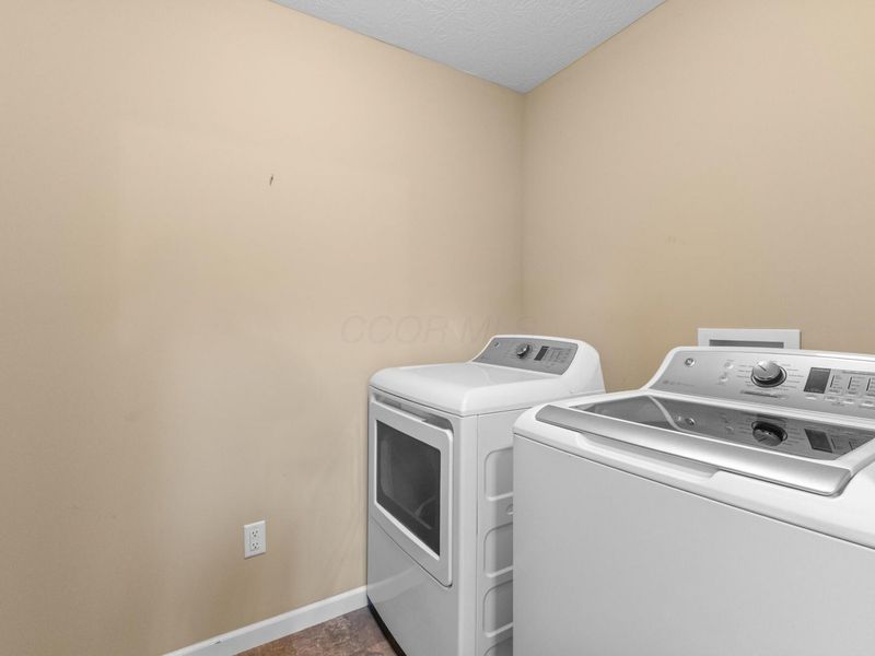 318 Kear Street, Lockbourne, OH 43137 Photo 19