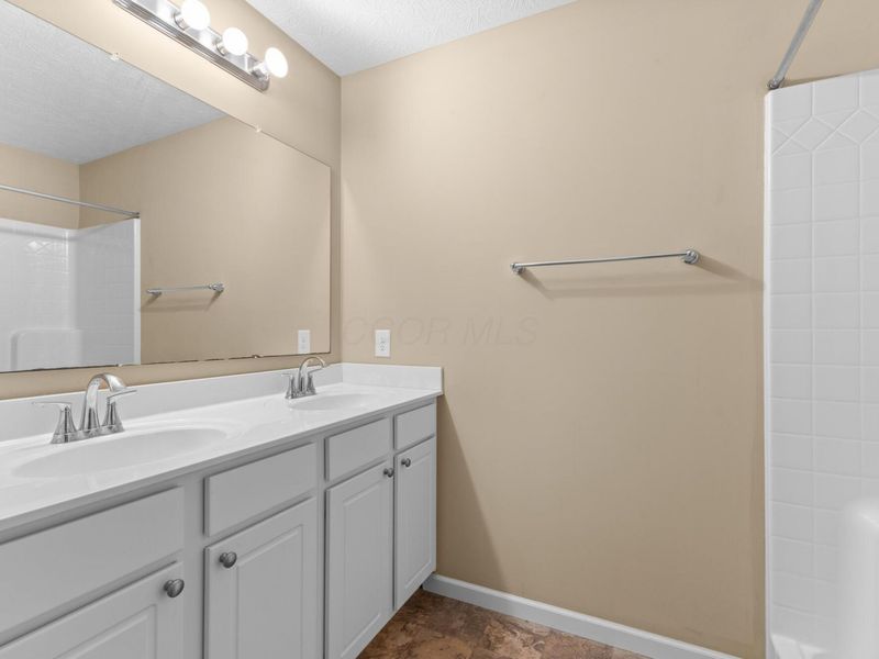 318 Kear Street, Lockbourne, OH 43137 Photo 24