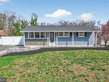 52 BRUCE DRIVE, DEPTFORD, NJ 08096