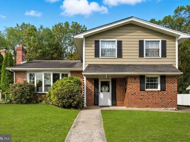 1028 NORVELT DRIVE, PHILADELPHIA, PA 19115