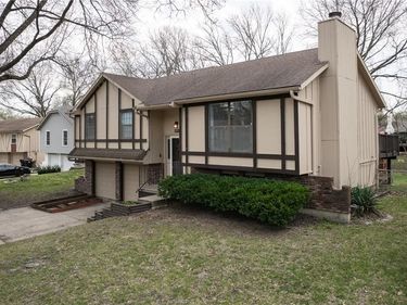 17317 E 50th Terrace Court, Independence, MO 64055