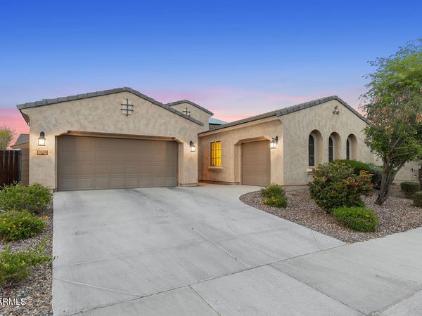 13392 W CREOSOTE Drive, Peoria, AZ 85383