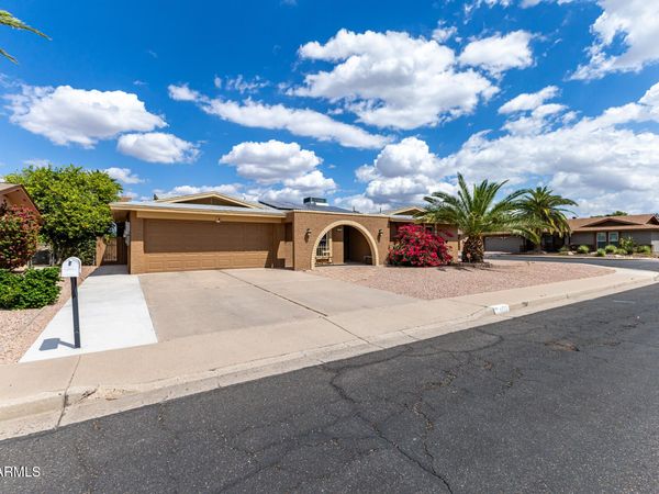 4228 E CAPRI Avenue, Mesa, AZ 85206
