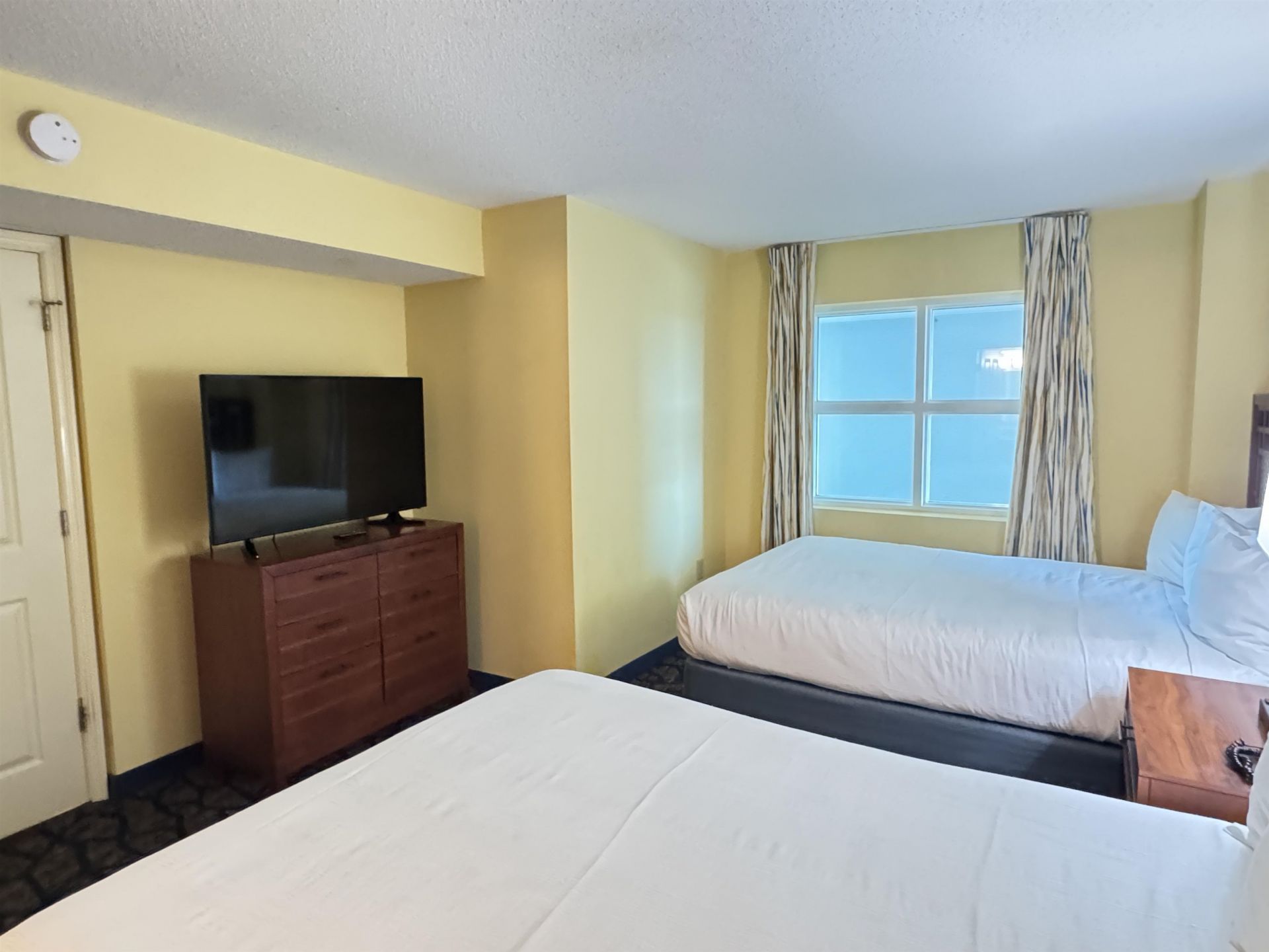 5200 N Ocean Blvd.  Photo 6