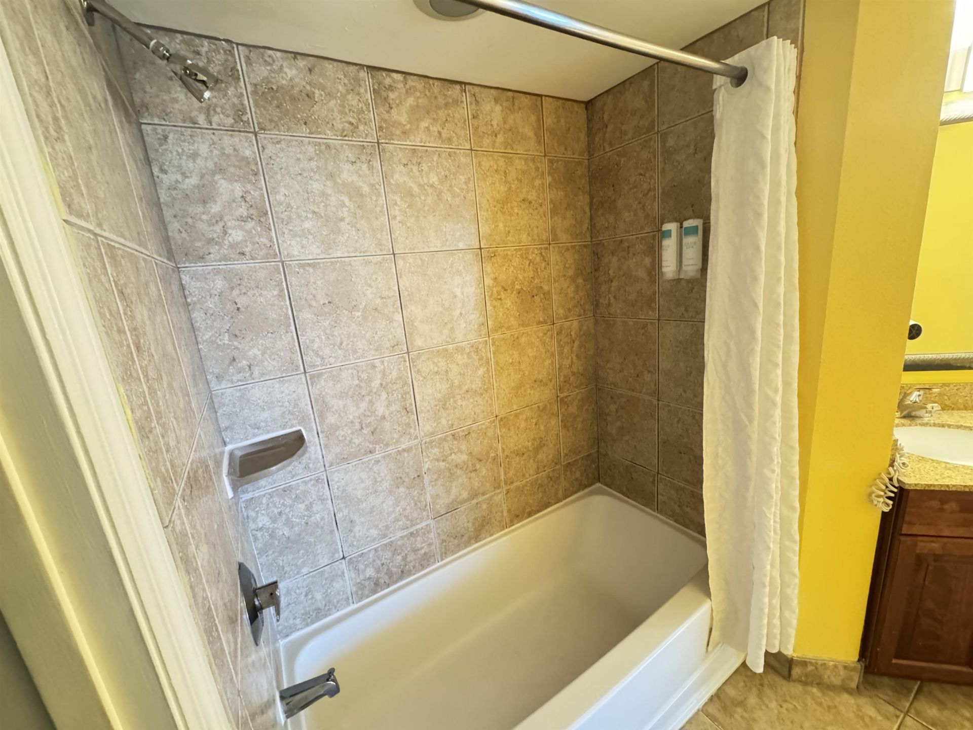 5200 N Ocean Blvd.  Photo 8