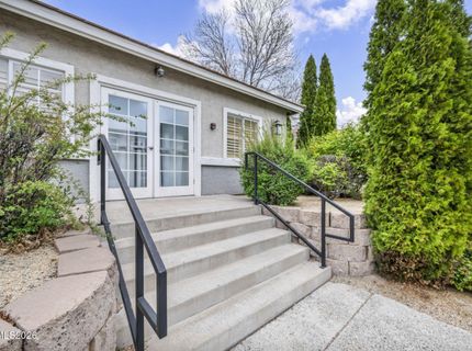 5695 Vista Luna Drive, Unit APT 101, Sparks, NV 89436 Photo