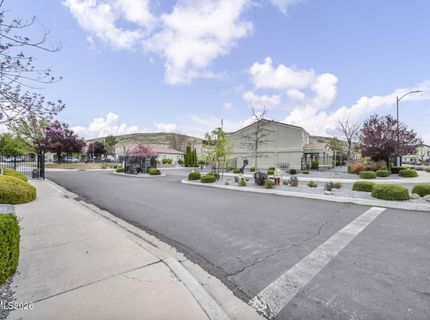 5695 Vista Luna Drive, Unit APT 101, Sparks, NV 89436 Photo