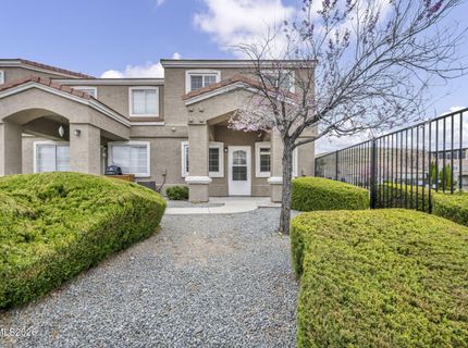 5695 Vista Luna Drive, Unit APT 101, Sparks, NV 89436 Photo