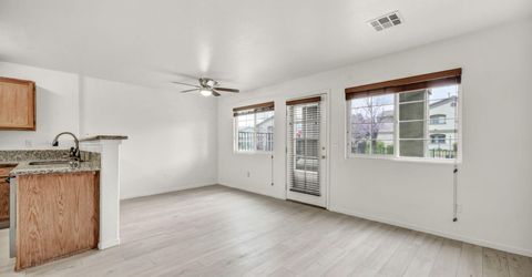 5695 Vista Luna Drive, Unit APT 101, Sparks, NV 89436 Photo