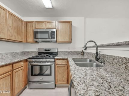 5695 Vista Luna Drive, Unit APT 101, Sparks, NV 89436 Photo