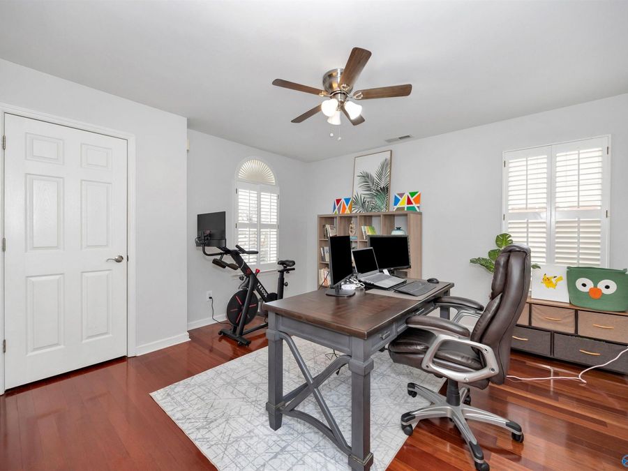 Property Image 31