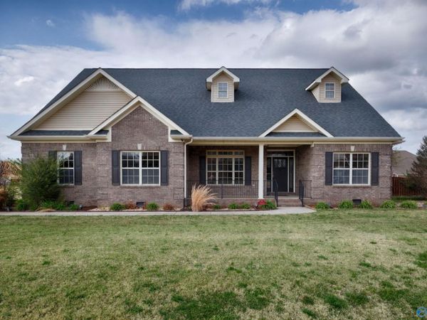 105 Kelsey Drive, New Market, AL 35761