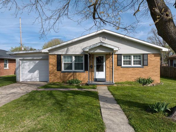 1129 E WATER Street, Mount Vernon, IN 47620