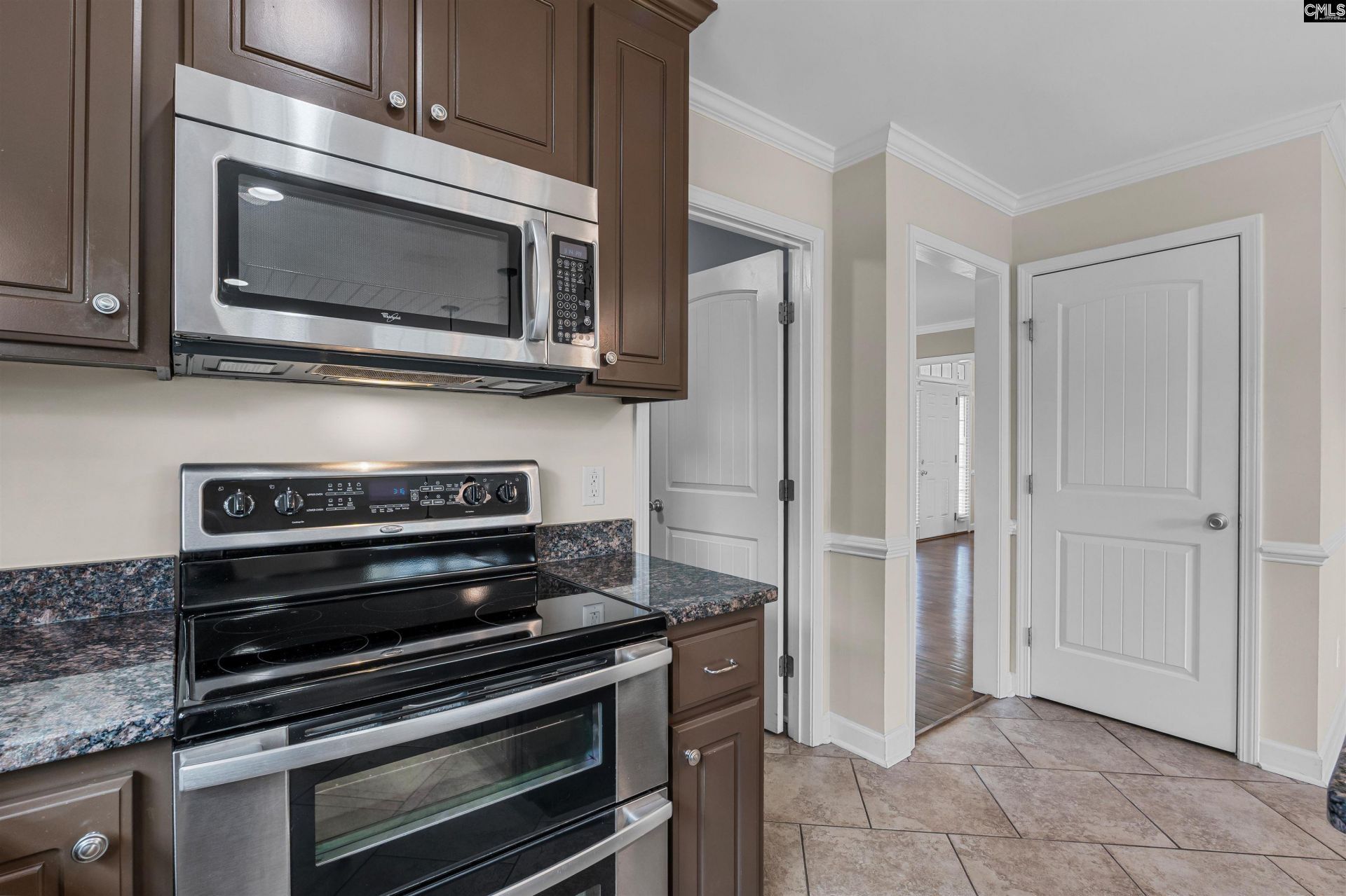 141 Southern Oak Drive  Photo 17